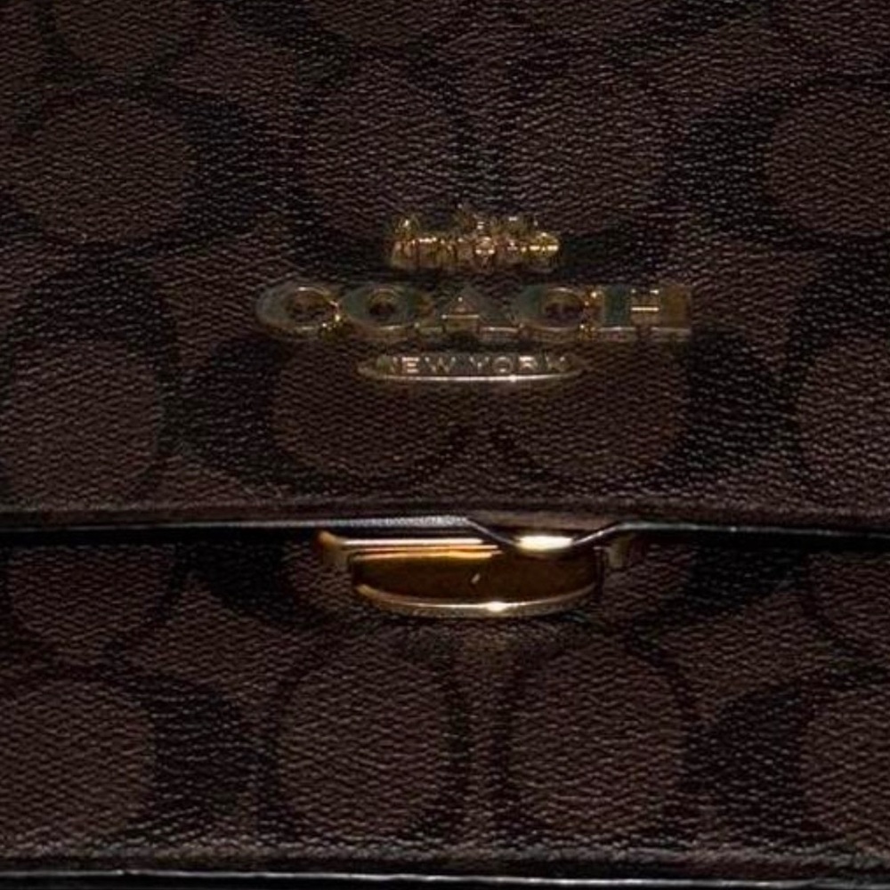 Coach Signature Brown Crossbody Bag - Picture 4 of 5